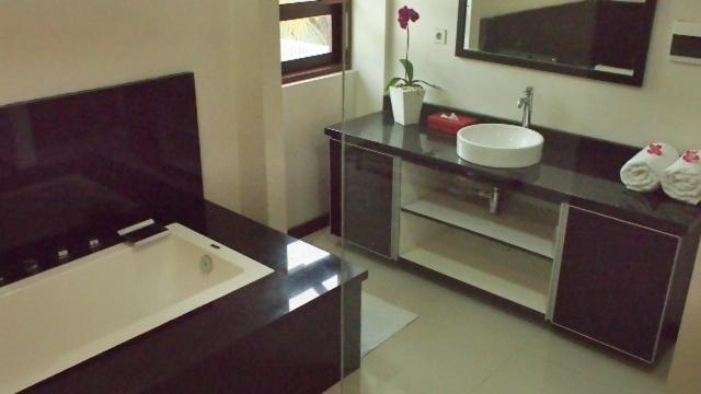 Pasific Beach Cottages Mangsit Quarto foto